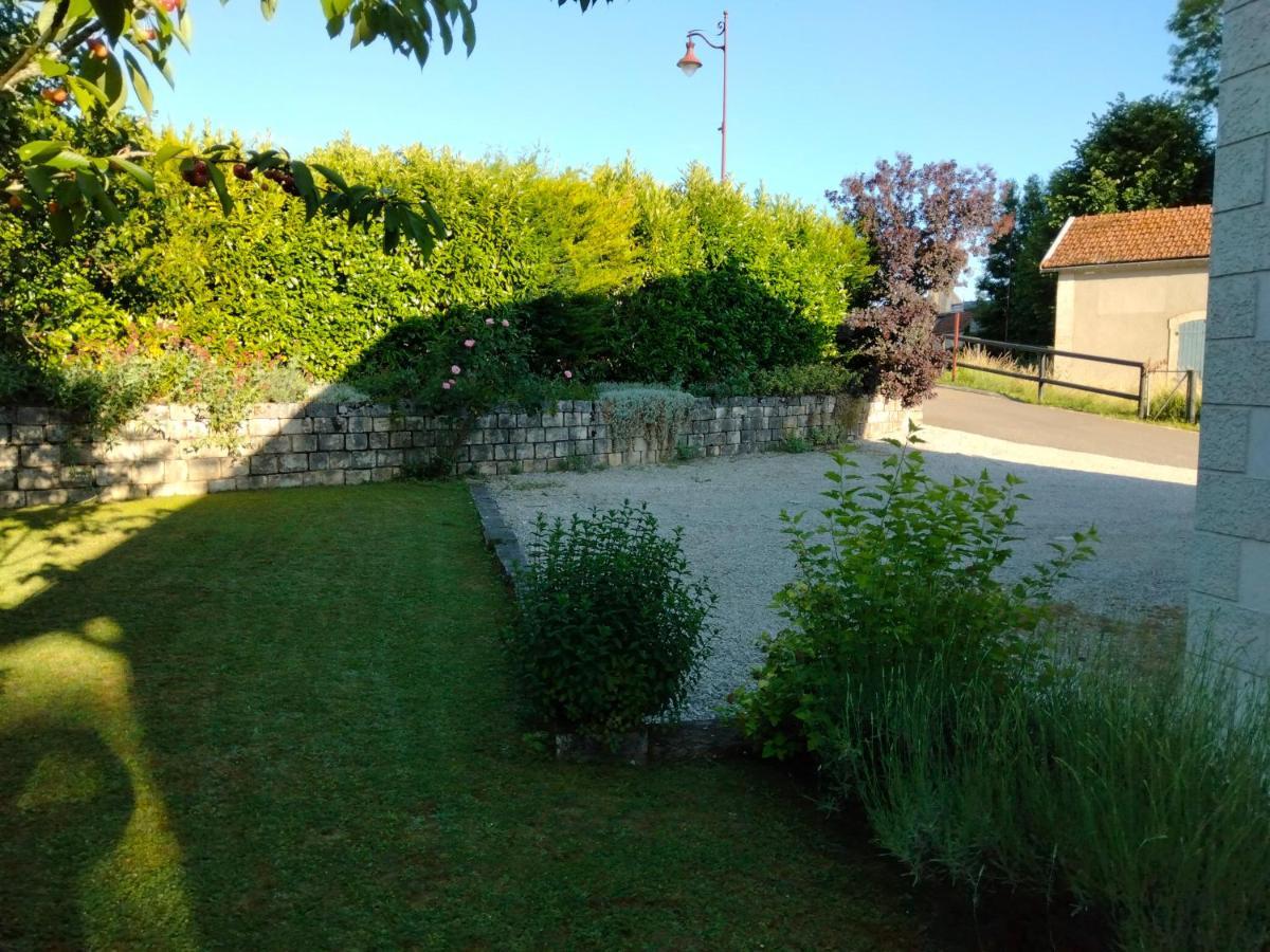 Au Saint-amand Bed & Breakfast *